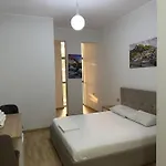 Aulona Otel 3*